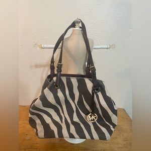 Authentic Michael Kors Shoulder Bag